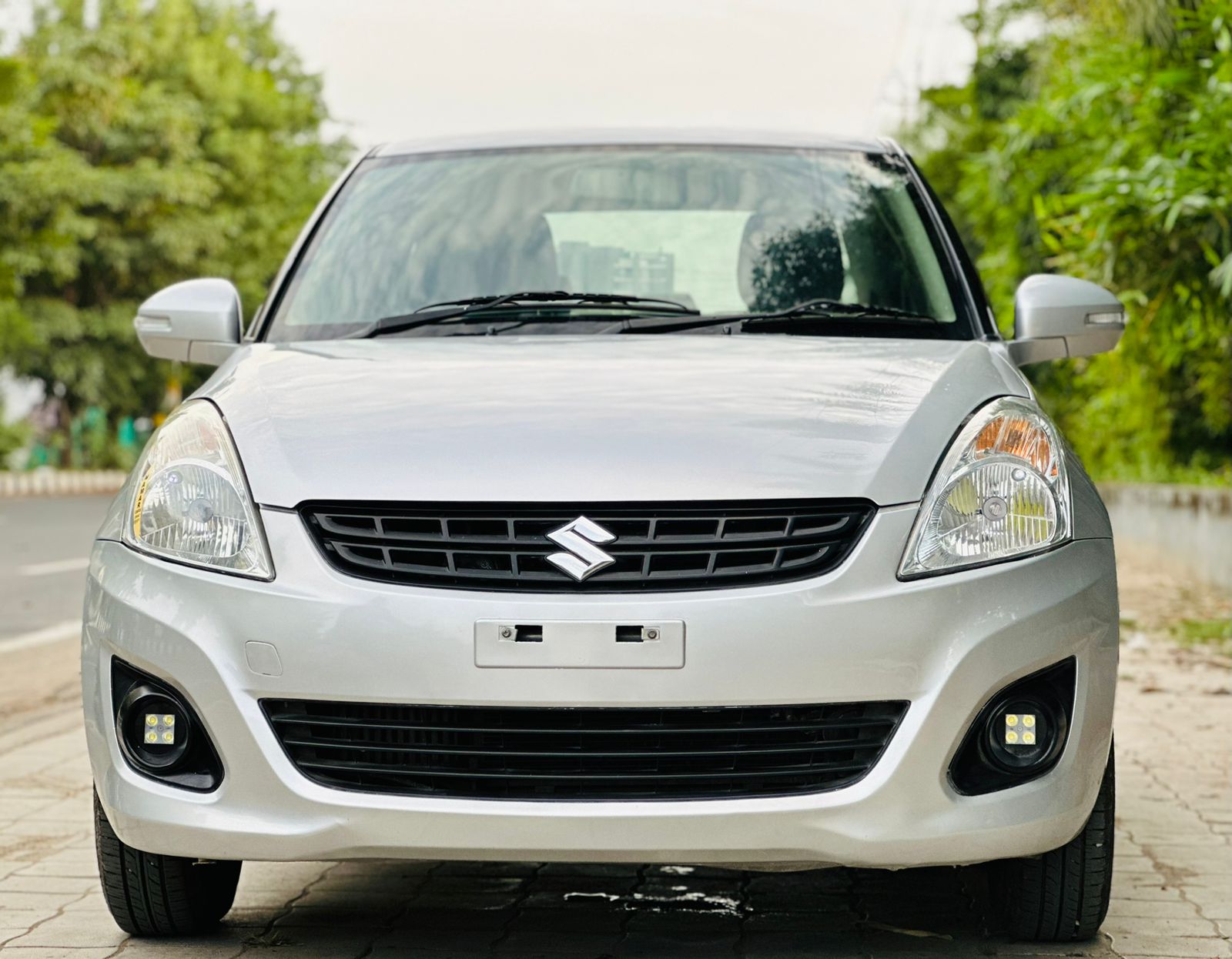 Details View - Maruti Suzuki Swift Dzire VDI ABS photos - Maruti Suzuki Swift Dzire, Swift Dzire in Vadodara, used sedan cars in Vadodara, Maruti Suzuki diesel sedan, pre-owned cars in Gujarat